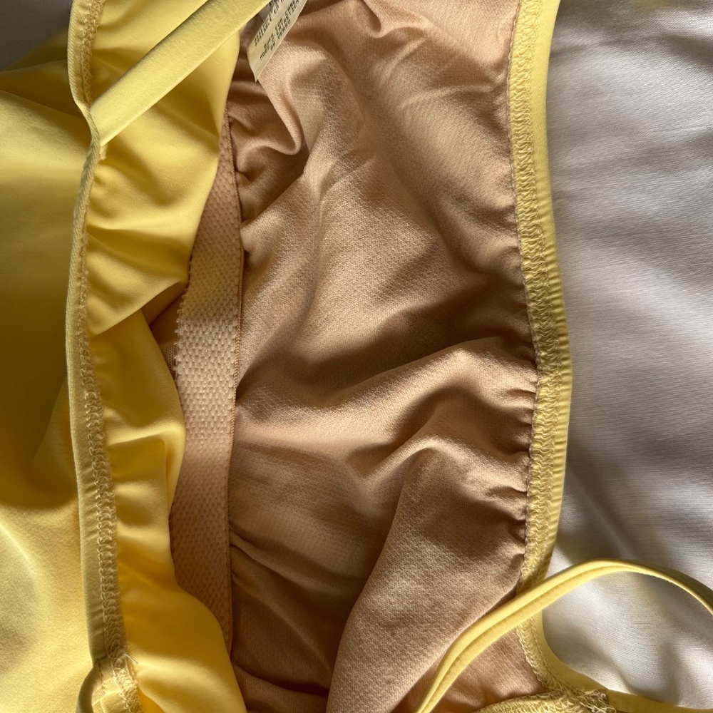 Talbots Women's Classic One Piece Swimsuit Yellow Size 12L Beach Pool Vacation - Picture 8 of 15